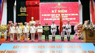 Học viện CSND đón nhận Huân chương Lao động hạng Nhì