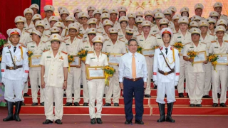 Công an TP Cần Thơ tuyên dương 75 gương điển hình học tập, làm theo Sáu điều Bác Hồ dạy