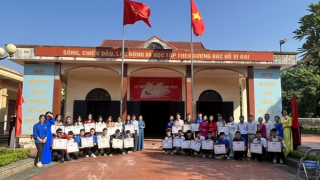 Làm theo lời Bác, Văn Phú ngày càng giàu đẹp