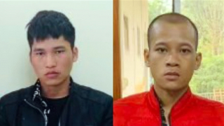 Bắt quả tang hai đối tượng vận chuyển trái phép 2 bánh heroin