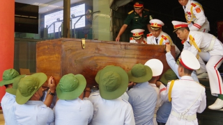 Đón về nước 19 hài cốt liệt sĩ quân tình nguyện và chuyên gia hy sinh ở nước bạn Lào