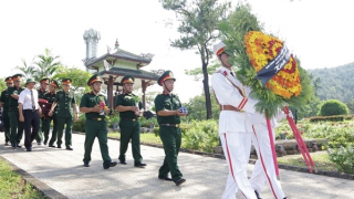 Truy điệu, an táng 16 hài cốt các liệt sĩ đưa từ chiến trường Lào về