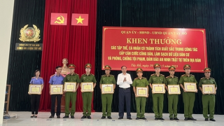 Công an quận Tây Hồ hoàn thành 100% cấp căn cước công dân và định danh điện tử