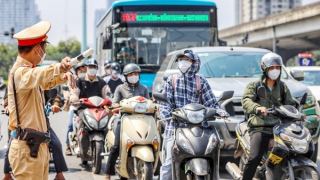 Nắng nóng gay gắt ở miền Bắc, miền Trung kéo dài đến bao giờ?