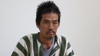 Sát hại bạn vì đang nhậu đòi đi...vệ sinh