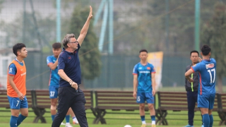 HLV Troussier, bây giờ là câu chuyện ở đội tuyển quốc gia