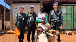 Nghĩa cử cao đẹp của phụ nữ CAND trên mảnh đất châu Phi