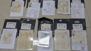 Chủ bưu cục tư nhân cầm đầu đường dây vận chuyển hàng chục ngàn văn bằng, giấy tờ giả