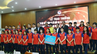 Lập kỳ tích, tuyển nữ Việt Nam được thưởng lớn