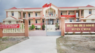 Cán bộ xã mượn người giả chữ ký nhận tiền hỗ trợ thất nghiệp do COVID-19