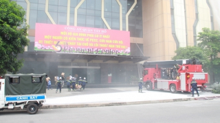 Công an quận Tây Hồ diễn tập phòng cháy, chữa cháy và cứu nạn, cứu hộ