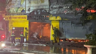 Huy động 60 Cảnh sát chữa cháy chợ Khai Quang