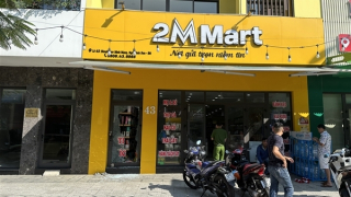 Truy tìm nhóm đối tượng bịt mặt đập vỡ cửa kính siêu thị trộm két tiền