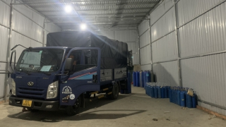 Phát hiện kho "khí cười" chuyên cung cấp cho các quán bar, karaoke…