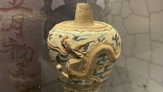 Những vật phẩm độc đáo của dòng gốm cổ Bát Tràng