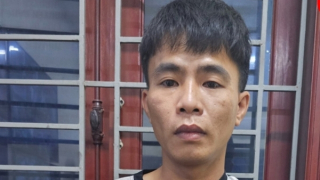 Tên cướp giả khách rồi đâm trọng thương tài xế xe ôm