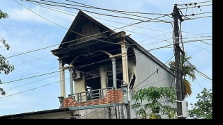 Hai người tử vong trong ngôi nhà bốc cháy