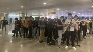 60 công dân Việt Nam được giải cứu ở Philippines đã về nước