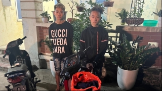 Khởi tố 2 đối tượng sử dụng dao chém, cướp xe máy