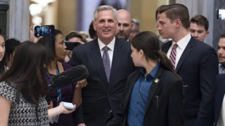 Hạ viện Mỹ thông qua biện pháp giúp nước này tránh vỡ nợ