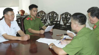 Đối tượng trốn truy nã hơn 30 năm ra đầu thú