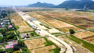 Vì sao dự án cao tốc Diễn Châu – Bãi Vọt chậm tiến độ?