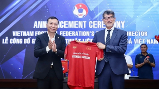 "Giải mã" Koshida Takeshi, tân Giám đốc kỹ thuật VFF