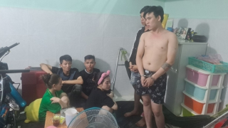 Bảy nam nữ “phê” ma túy trong phòng trọ