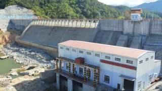 Hai nhà máy thủy điện 8 năm hoạt động thiếu điều kiện