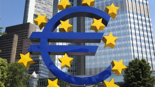 Eurozone rơi vào suy thoái sau hai quý tăng trưởng âm liên tiếp