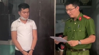 Bắt đối tượng cho nhiều người vay tiền với lãi suất "cắt cổ" 456%/năm