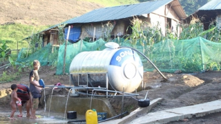 Thiếu nước sạch sinh hoạt từ ven biển đến miền núi