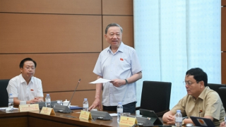 Bộ trưởng Tô Lâm: Căn cước công dân không thể theo dõi người dân!