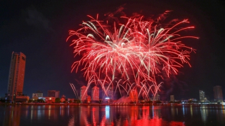 Vũ điệu sắc màu tình yêu trong đêm thứ hai Lễ hội Pháo hoa Quốc tế Đà Nẵng