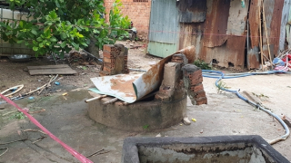 Bé trai 8 tuổi rơi xuống giếng sâu trước nhà tử vong