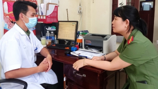 Một Bác sĩ Công an được đồng đội tin yêu, bệnh nhân cảm mến