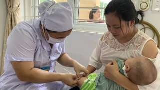 Bộ Y tế giải quyết thiếu vaccine tiêm chủng mở rộng đến đâu?