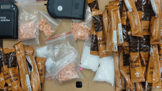 Phát hiện đường dây ngụy trang ma túy trong gói cà phê