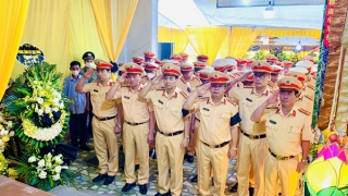 Tiếc thương Thiếu tá Lương Thanh Tuấn, CSGT Công an Hà Nam hy sinh trong khi làm nhiệm vụ