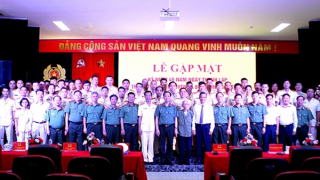 Tiếp tục phát huy truyền thống vẻ vang của lực lượng Cảnh vệ anh hùng