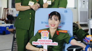 Hơn 150 giảng viên và học viên Đại học CSND hiến máu cứu người