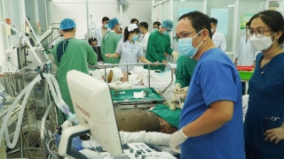 Vụ phóng hỏa đánh ghen khiến 7 người bị bỏng nặng: Bệnh nhân thứ 4 tử vong