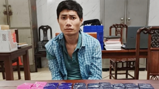 Phối hợp với người bản địa để vận chuyển, mua bán ma túy