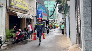 Dập tắt đám cháy trong quán bar ở trung tâm quận Phú Nhuận