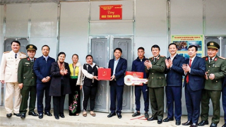 Những ngôi nhà nghĩa tình nơi biên cương Tổ quốc