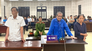 Cựu Phó Chủ tịch phường bị vợ chồng chủ doanh nghiệp "kéo" vào tù