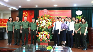 Tăng cường đầu tư, áp dụng khoa học công nghệ, đưa tác phẩm báo chí tiếp cận với nhiều độc giả hơn