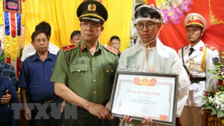 Các anh ngã xuống vì bình yên cuộc sống