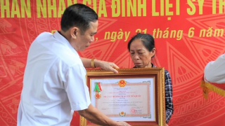 Truy tặng Huân chương Bảo vệ Tổ quốc cho 4 liệt sĩ Công an xã hy sinh tại Đắk Lắk