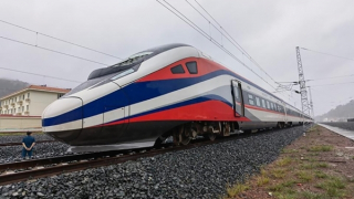 Phấn đấu đến năm 2030 khởi công đường sắt tốc độ cao Bắc – Nam